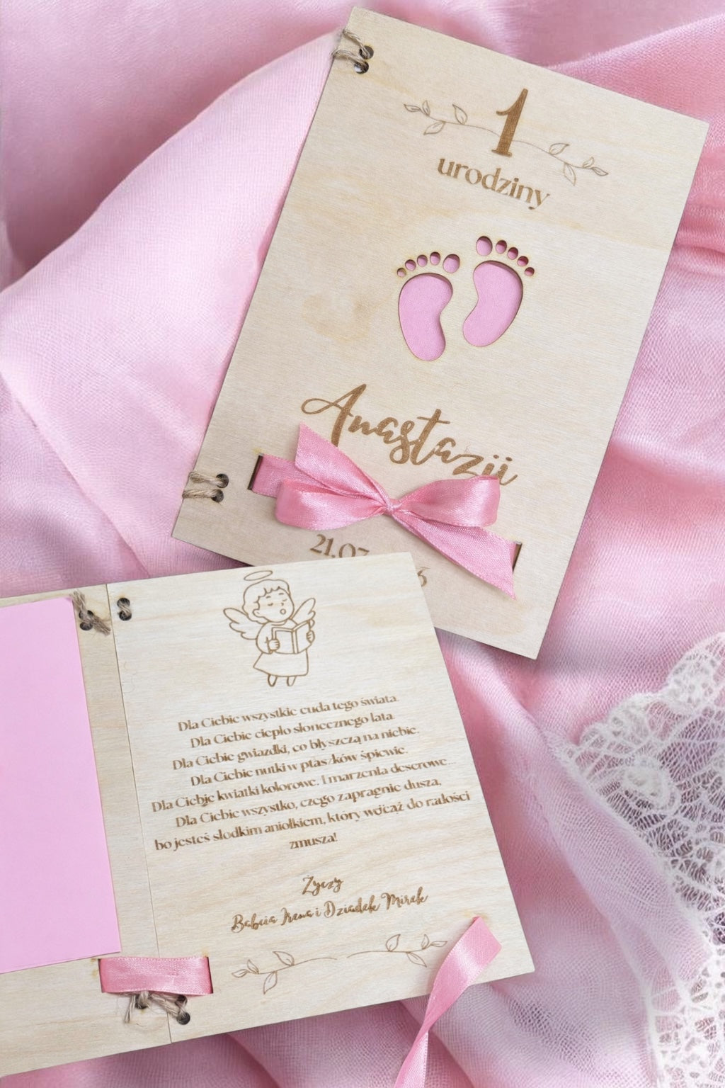 Personalizowana drewniana kartka na roczek dla dziewczynki